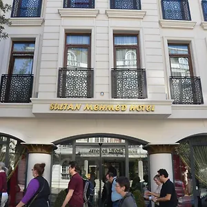 oteli̇ zi̇yaret edi̇n